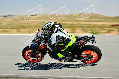 media/Apr-13-2025-TrackXperience (Sun) [[fb1ef998a6]]/Level 2 (Intermediate)/Turn 8 (Session 3)/